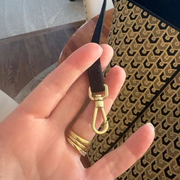 Rothy’s Lightweight Mega Tote Signature Brown - Picture 3 of 7